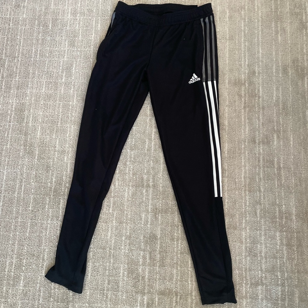 XS Adidas joggers. Never been worn, tags on!!
